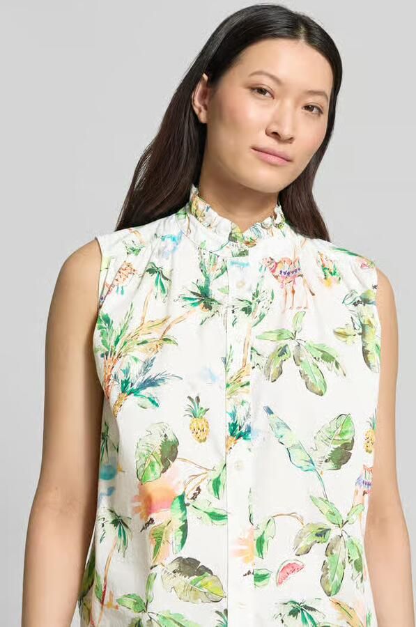 Emily Van den Bergh Blouse met rucheskraag en knoopsluiting