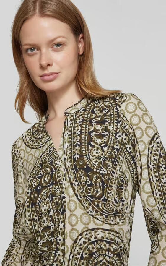 Emily Van den Bergh Blouseshirt met V-hals