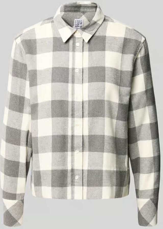 Emily Van den Bergh regular fit blouse in all-over look