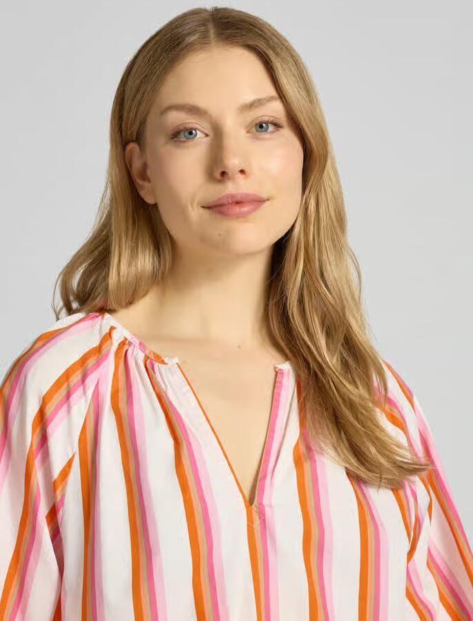 Emily Van den Bergh regular fit blouse met rimpelingen