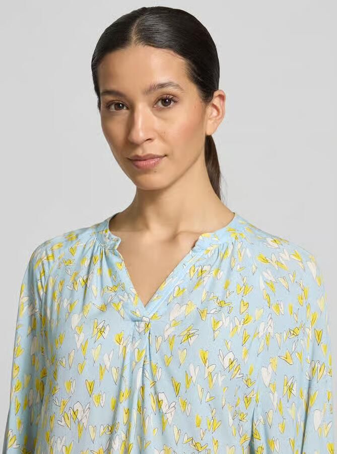 Emily Van den Bergh regular fit blouse van puur viscose met all-over motiefprint