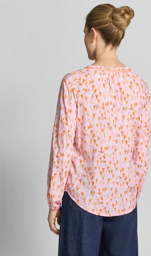 Emily Van den Bergh Regular fit blouse van viscose met V-hals - Foto 3