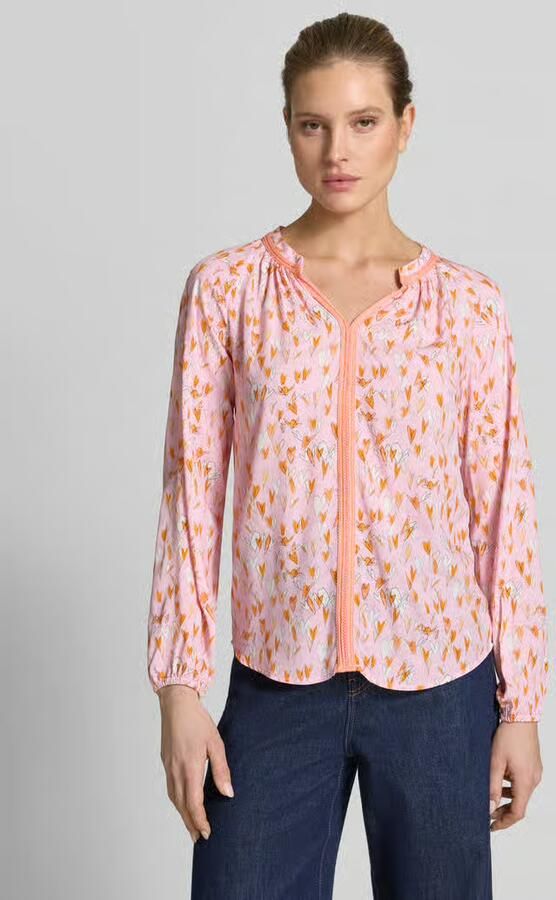 Emily Van den Bergh Regular fit blouse van viscose met V-hals - Foto 2