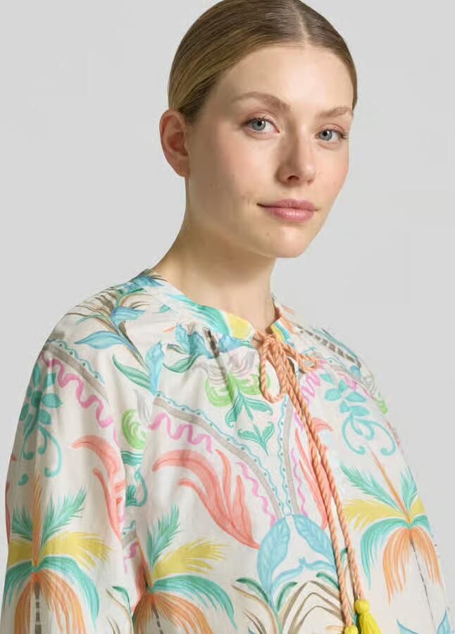 Emily Van den Bergh relaxed fit blouse met druppelvormige hals