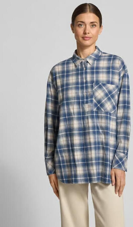 Emily Van den Bergh relaxed fit blouse met knoopsluiting en borstzak - Foto 3