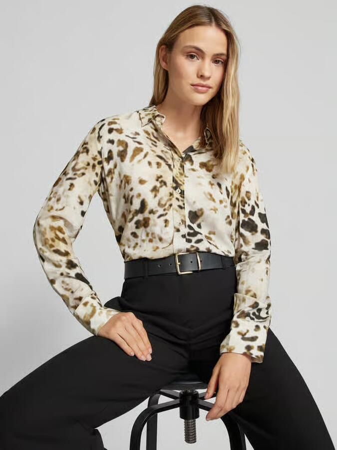 Emily Van den Bergh Slim fit blouse met korte knoopsluiting