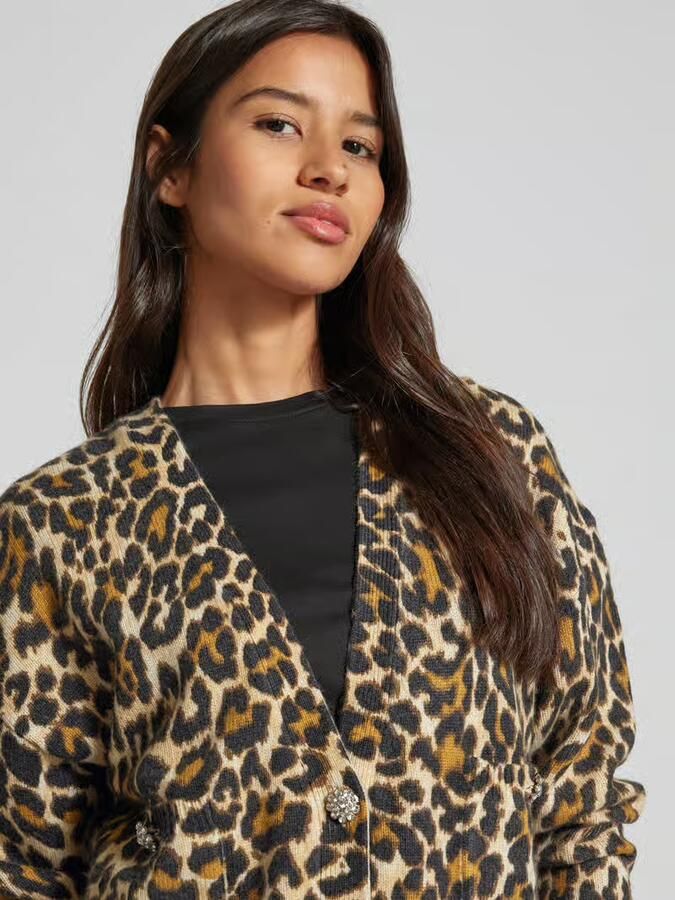 Essentiel Antwerp Vest met knoopsluiting