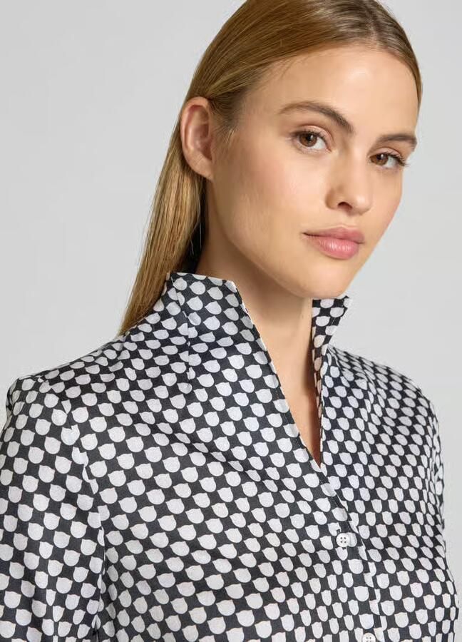 Eterna Blouse met overhemdkraag en knoopsluiting