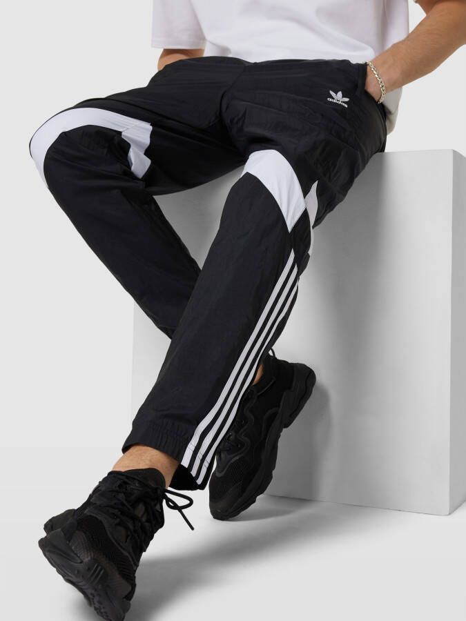 adidas Originals Sweatpants met labelstitching model 'WOVEN'