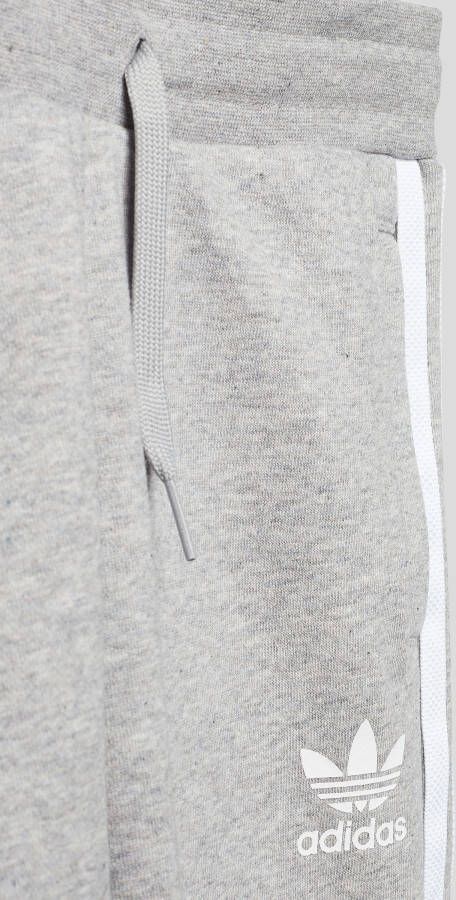 Adidas Originals Sweatshorts met labelprint
