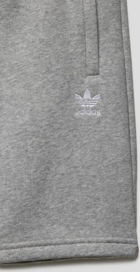 Adidas Originals Sweatshorts met labelstitching