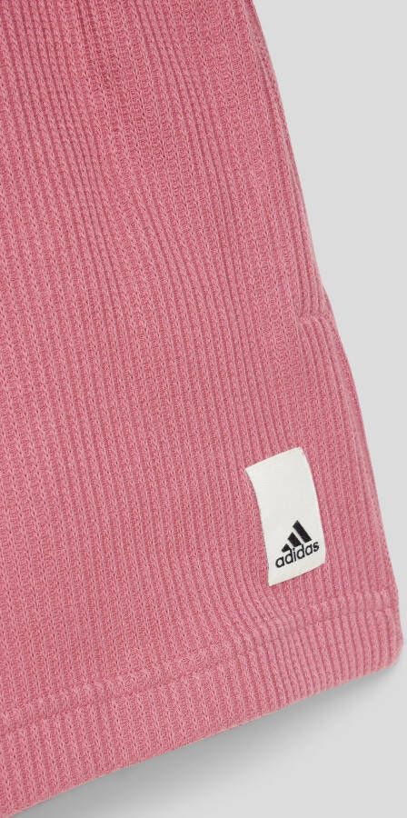 ADIDAS SPORTSWEAR Sweatshorts in riblook