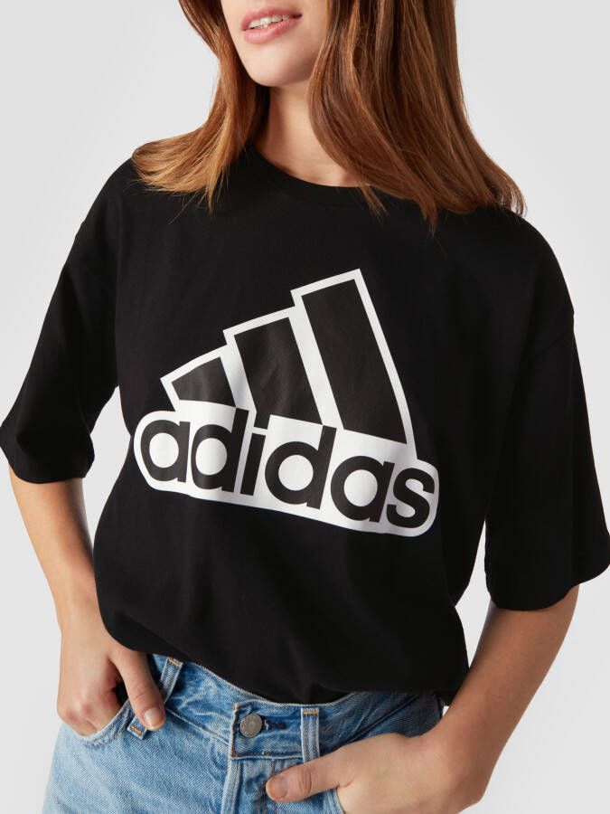 ADIDAS SPORTSWEAR T-shirt met merkopschrift