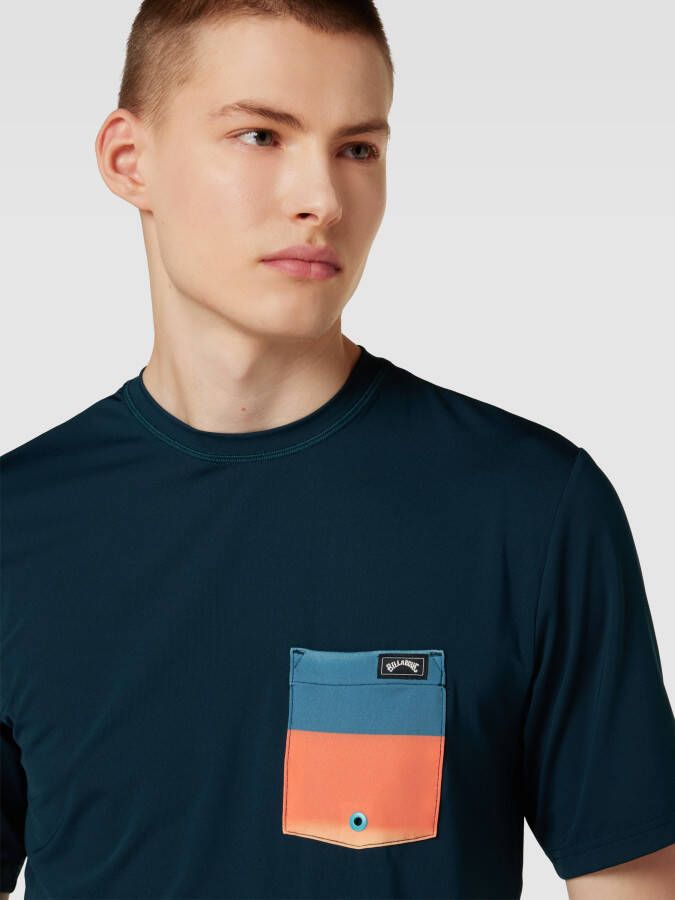 Billabong Loose fit T-shirt met borstzak model 'TEAM POCKET' - Foto 2