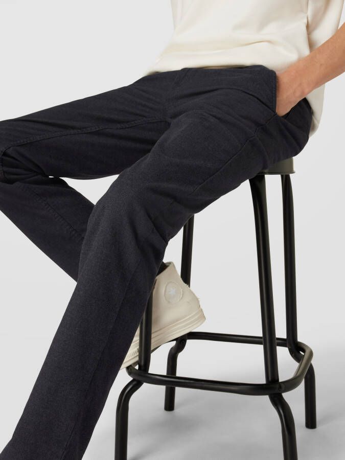BOSS Casualwear Slim fit broek met labeldetail model 'Schino'