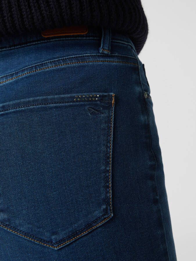 BRAX Jeans met labelpatch van leer model 'Carola'