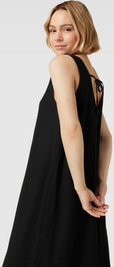 b.Young Midi-jurk van een mix van linnen en viscose model 'Falakka'