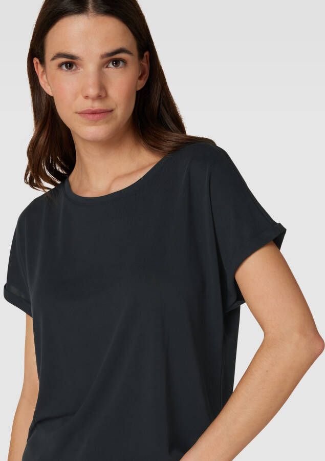 Christian Berg Woman T-shirt met extra brede schouders