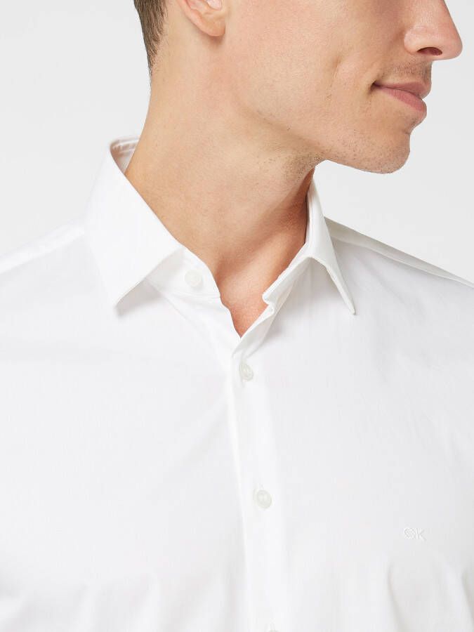 CK Calvin Klein Slim fit zakelijk overhemd met kentkraag model 'Bari'