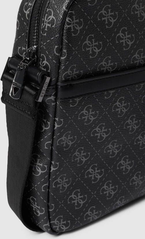 Guess Schoudertas met labeldetail model 'VEZZOLA'