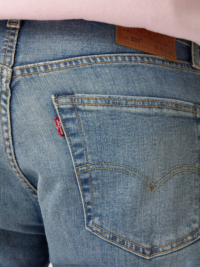 Levi's Jeans met labelpatch model 'MONSTER'