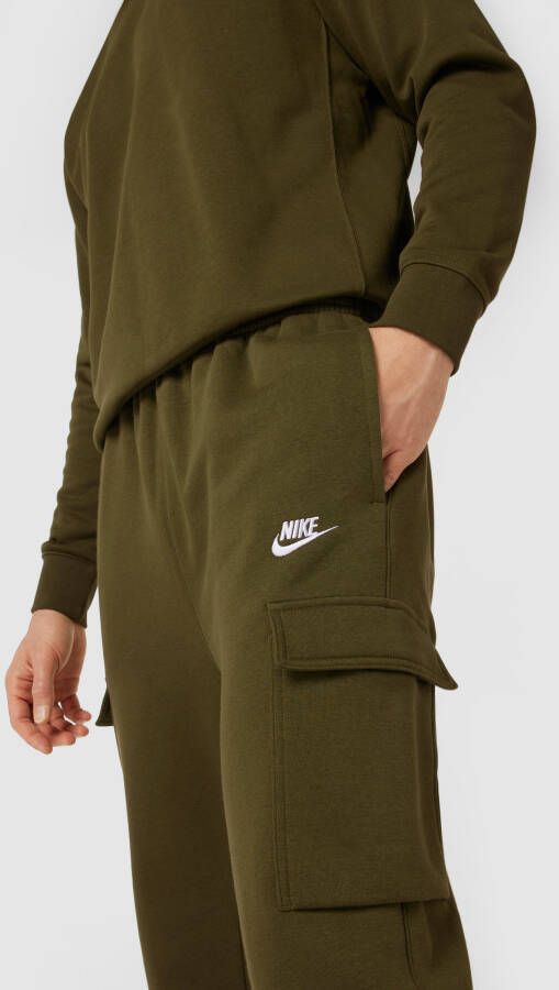 Nike Standard fit sweatpants met labelstitching