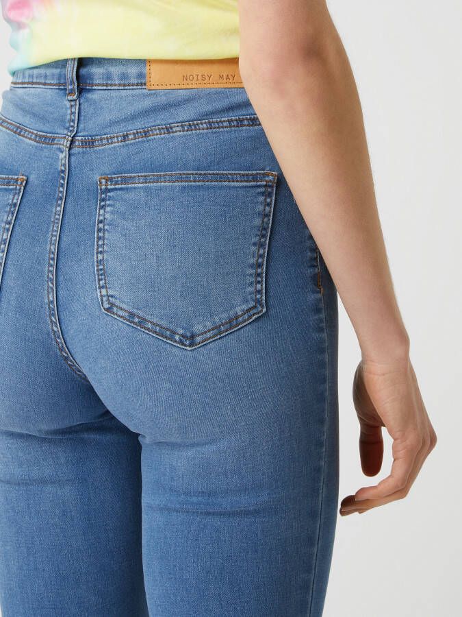 Noisy May Flared high waist jeans met stretch model 'Sallie'