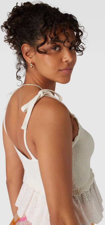 Only Gebreide top met volantzoom model 'KRISTIN'