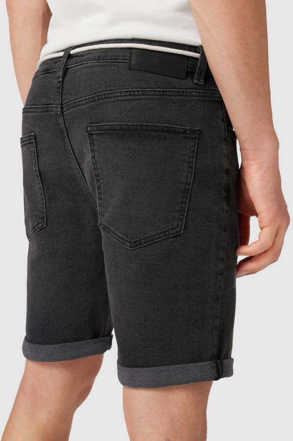 REVIEW Jeansshorts met labelpatch