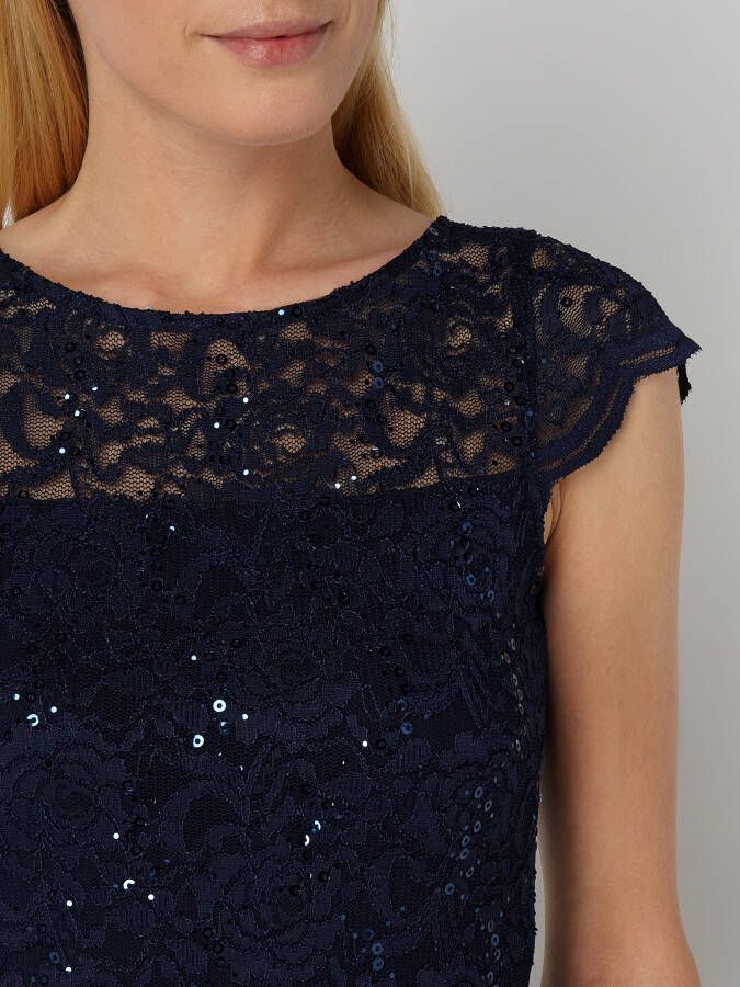 Swing Cocktailjurk van gebloemd kant en chiffon