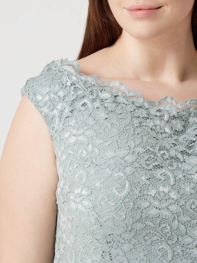 Swing Curve PLUS SIZE cocktailjurk van kant en chiffon