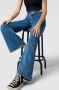 Tommy Jeans Flared cut jeans met labeldetail model 'SOPHIE' - Thumbnail 2