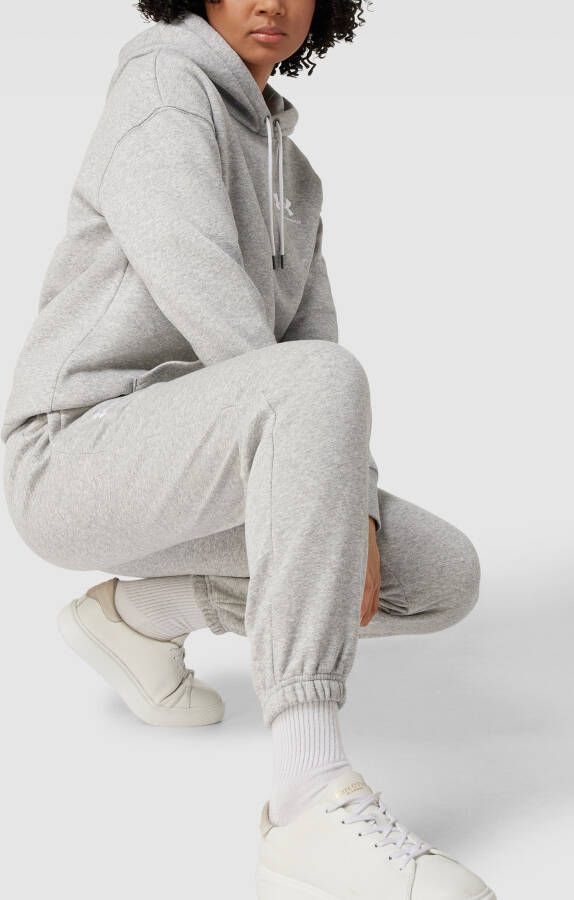 Under Armour Sweatpants met labelstitching model 'Essential'