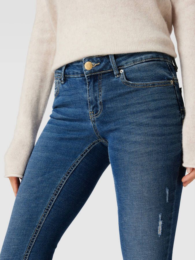Vero Moda Skinny fit jeans in used-look model 'ROBYN'