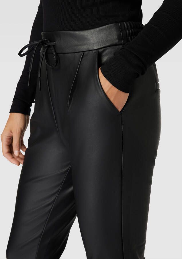 Vero Moda Stoffen broek met achterzakken model 'EVA'