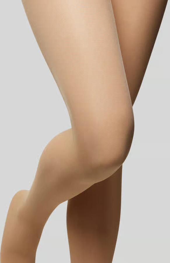 Falke 20 DEN Panty in semitransparant design Model 'PURE MATT'