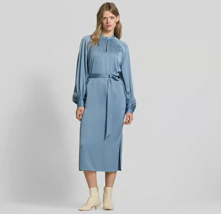 Filippa K Midi-jurk met plooien - Foto 2
