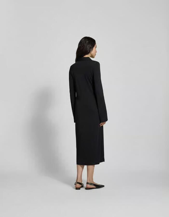 Filippa K Midi-jurk met v-hals - Foto 3