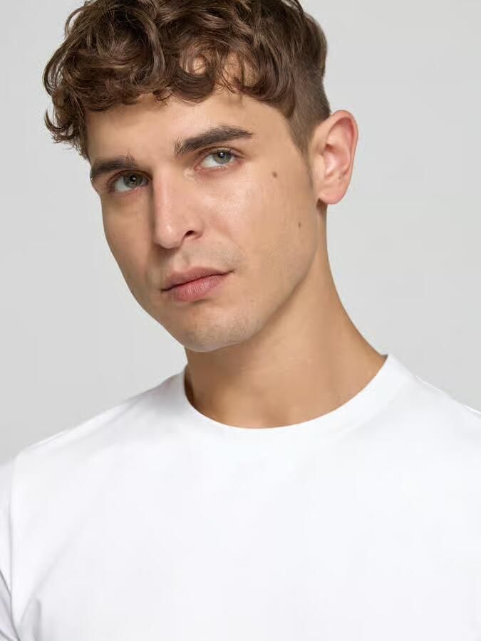 Filippa K slim fit T-shirt van katoenmix