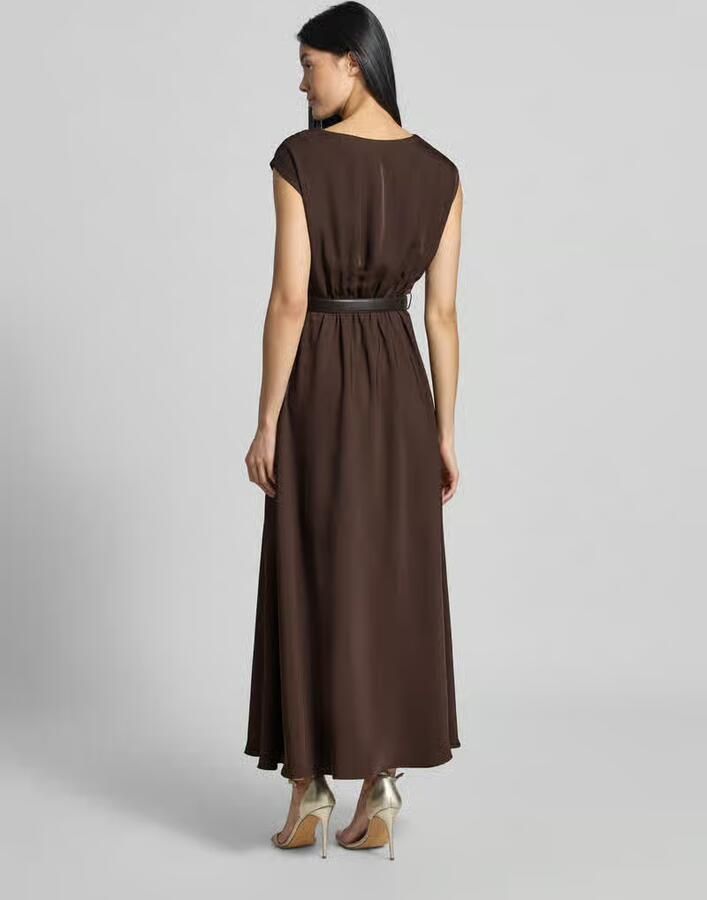 Forever New Avondjurk met tailleriem model 'Estelle' - Foto 2