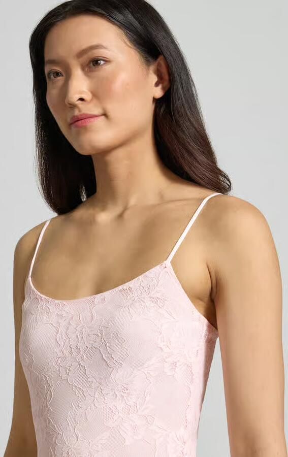 Forever New Avondjurk van kant model 'Victoria'