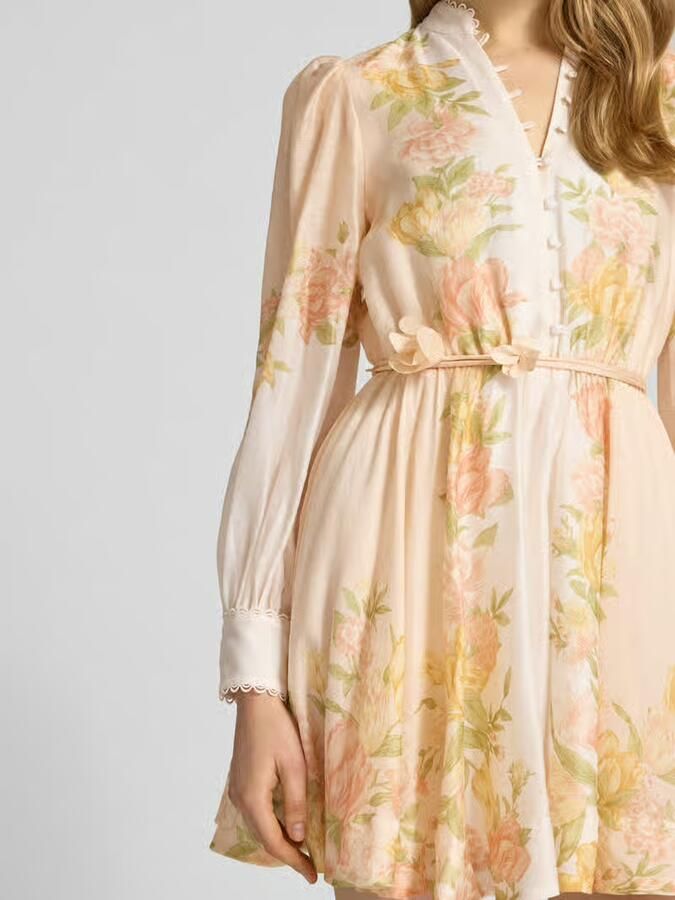 Forever New Cocktailjurk met strikceintuur model 'Shannah'