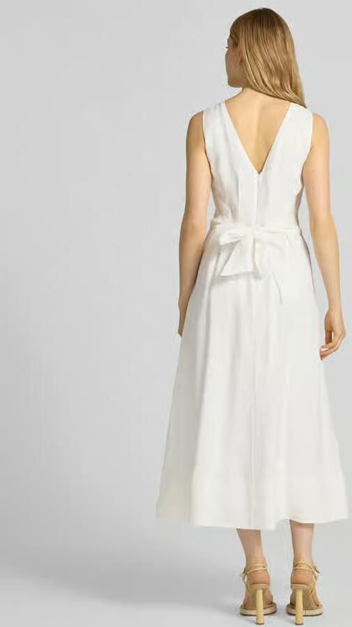 Forever New cocktailjurk van linnen model 'Rosie'