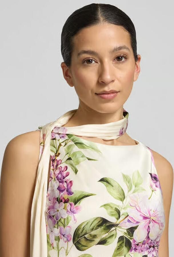 Forever New Maxijurk van satijn met sjaal model 'Ariane'