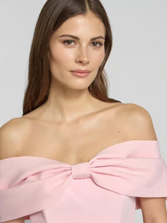 Forever New regular fit mini-jurk met sierstrik model 'Scottie'