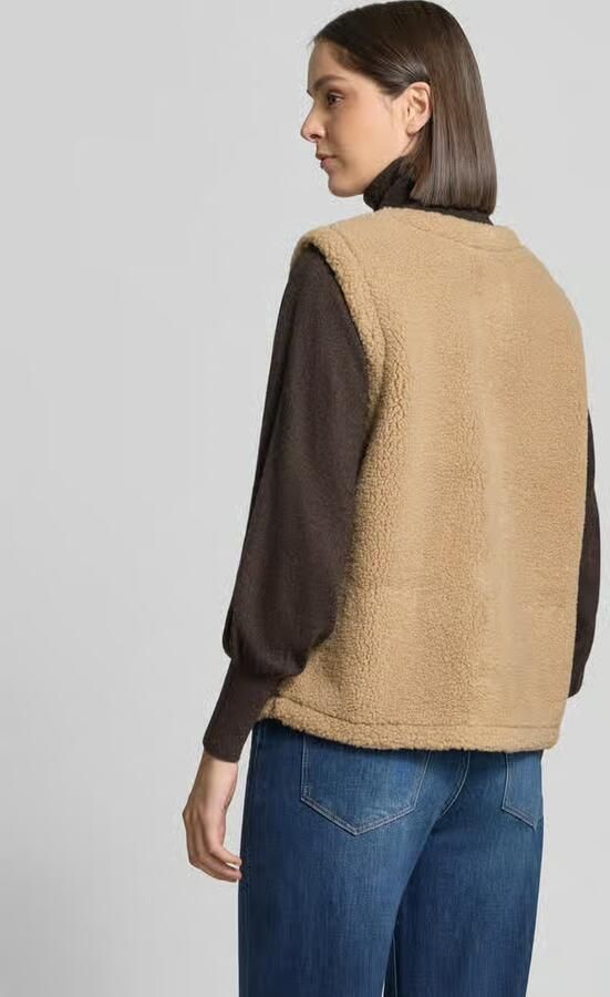 FREE QUENT Bodywarmer van teddybont model 'Eddy'