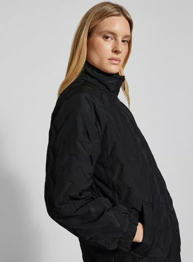FREE QUENT Lange jas met opstaande kraag model 'Crown'