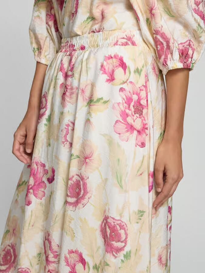 FREE QUENT Midirok van viscosemix model 'Maise'