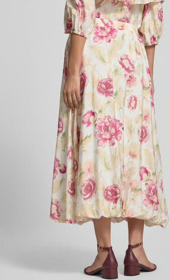 FREE QUENT Midirok van viscosemix model 'Maise'