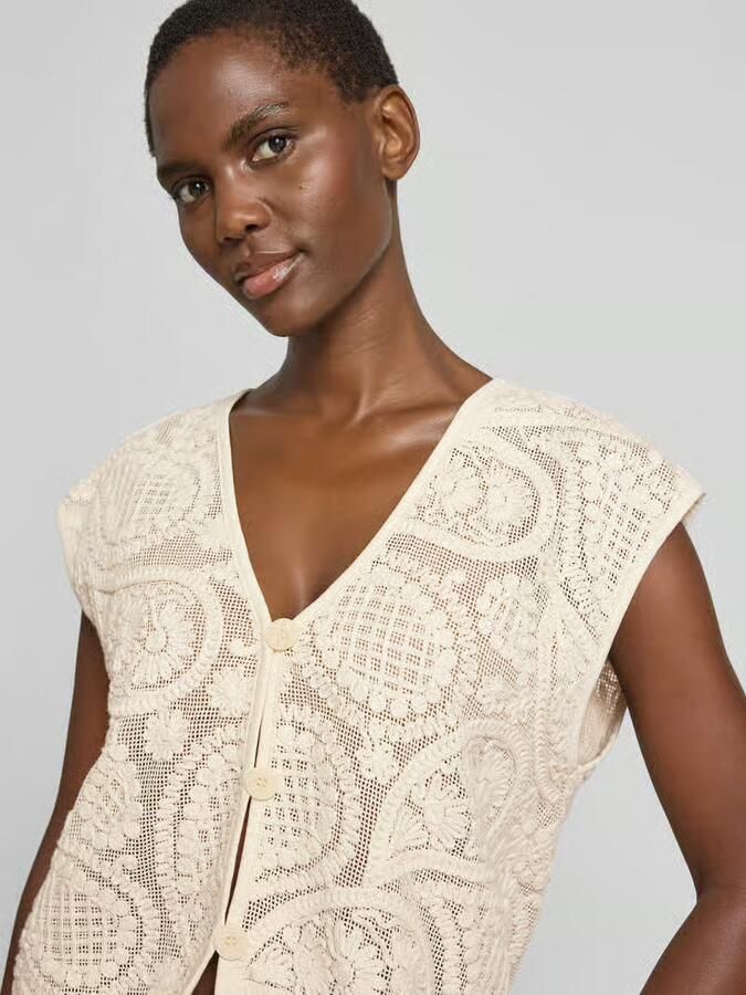FREE QUENT Mouwloos vest met V-hals model 'Crossy'